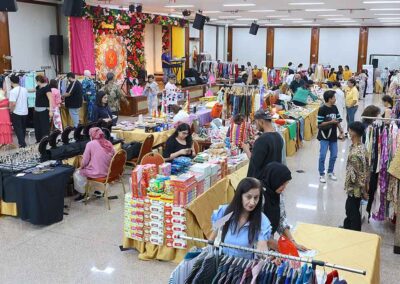 Shoppers browsing stalls at Diwali Bazaar Jakarta by Gandhi Seva Loka.